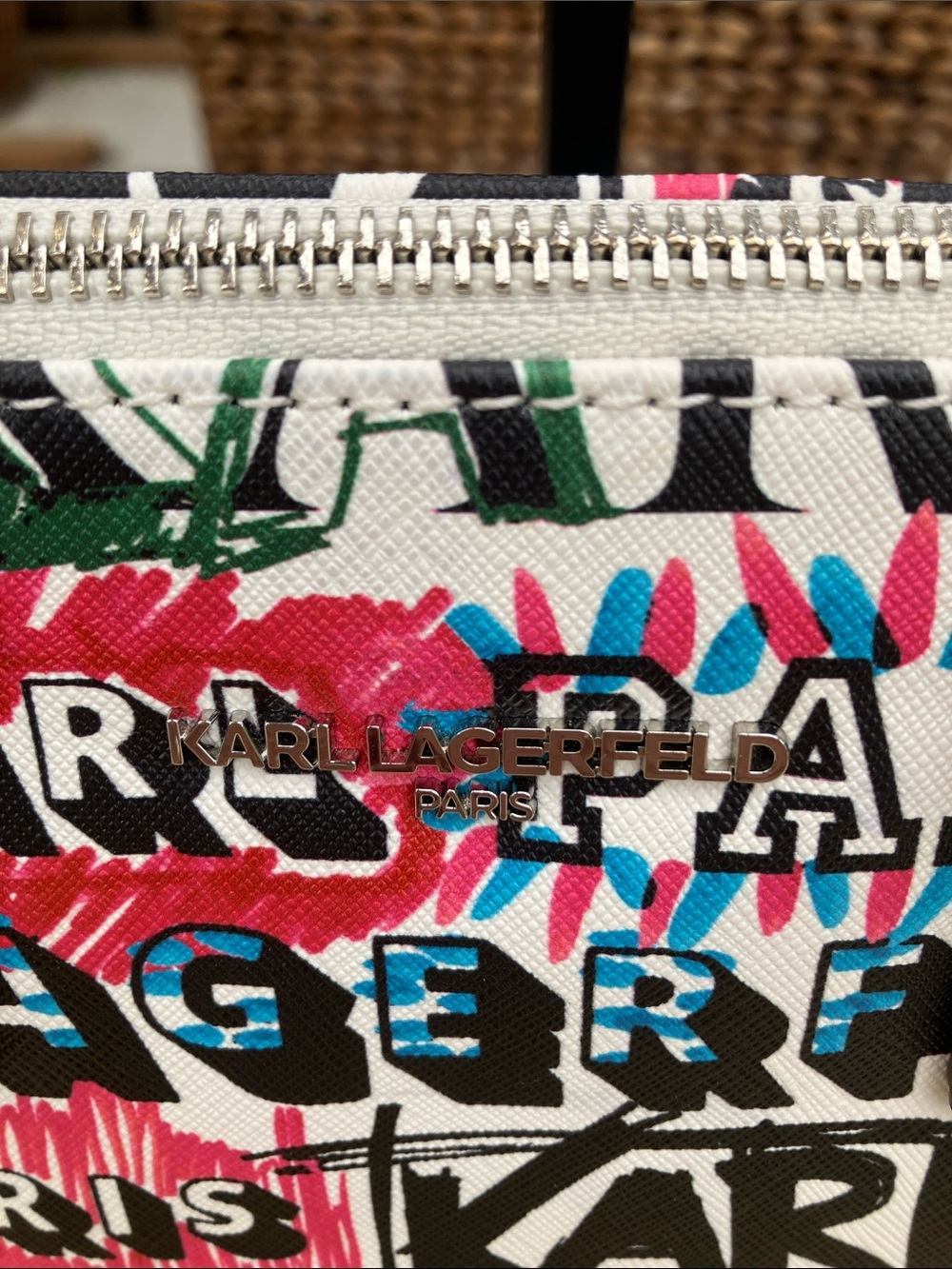 NWOT Karl Lagerfeld Paris Graffiti Logo Explosion Tote - Picture 3 of 10
